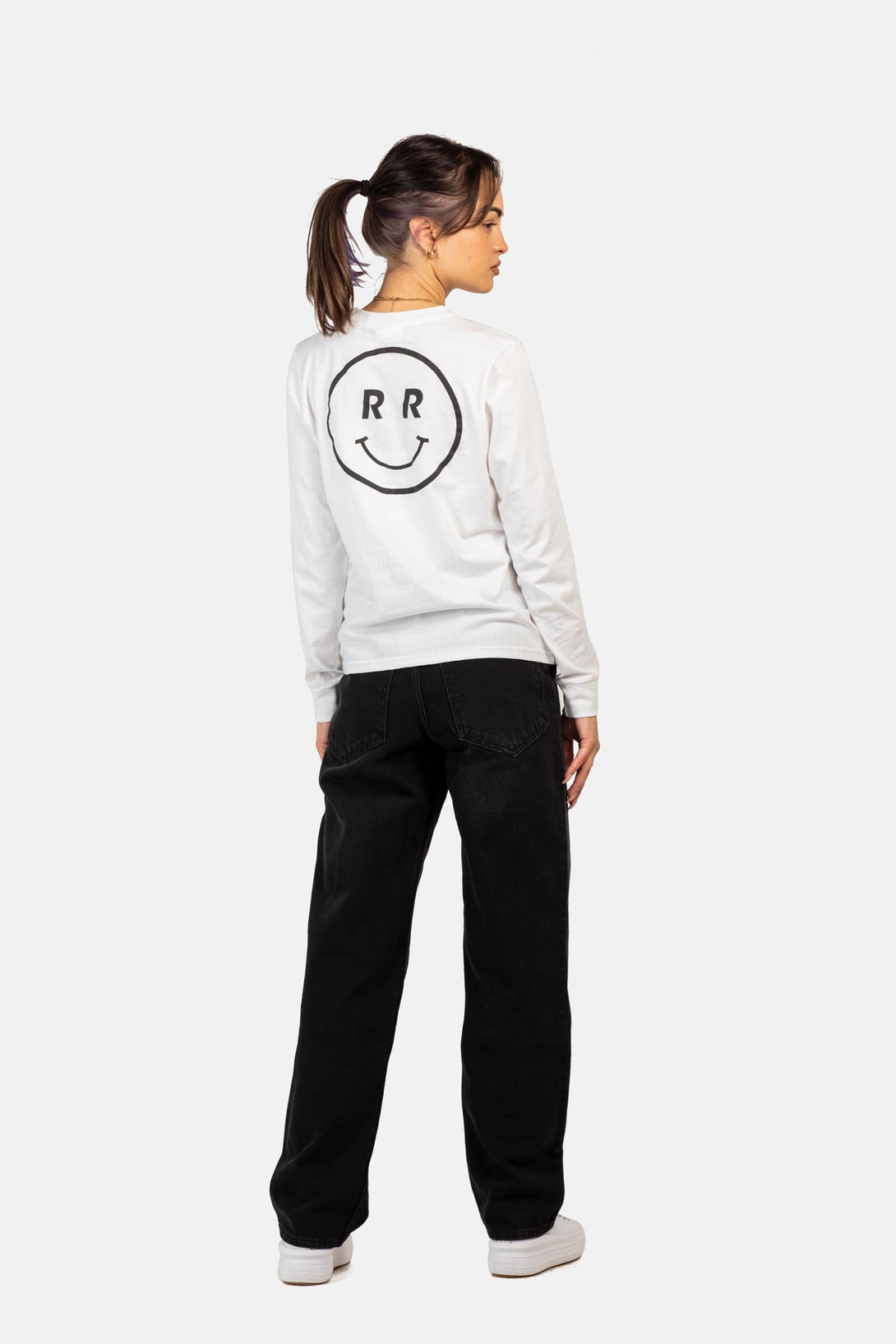 Smile Logo Long Sleeve - Snow White - Reell Pakistan