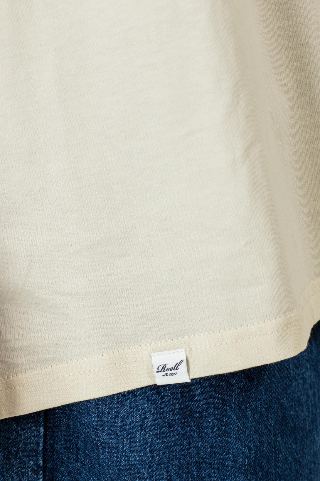 Staple Logo T-Shirt - Off Shell - Reell Pakistan