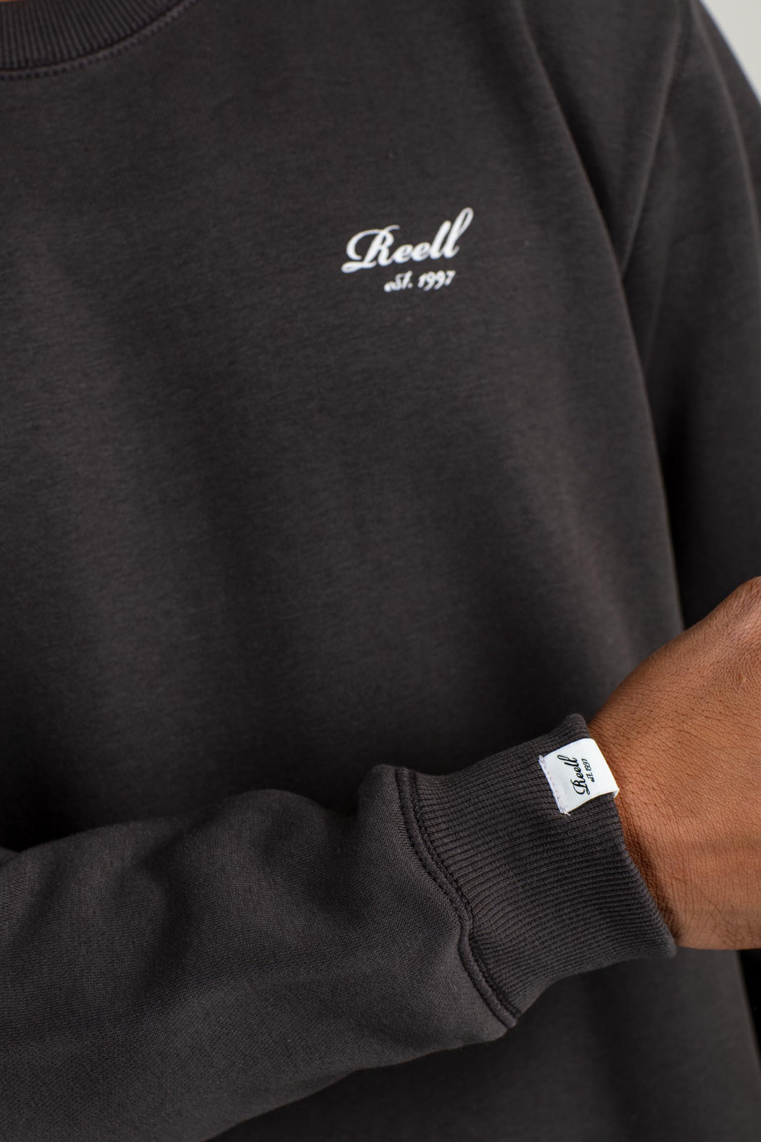Staple Logo Crewneck - Raven Grey - Reell Pakistan