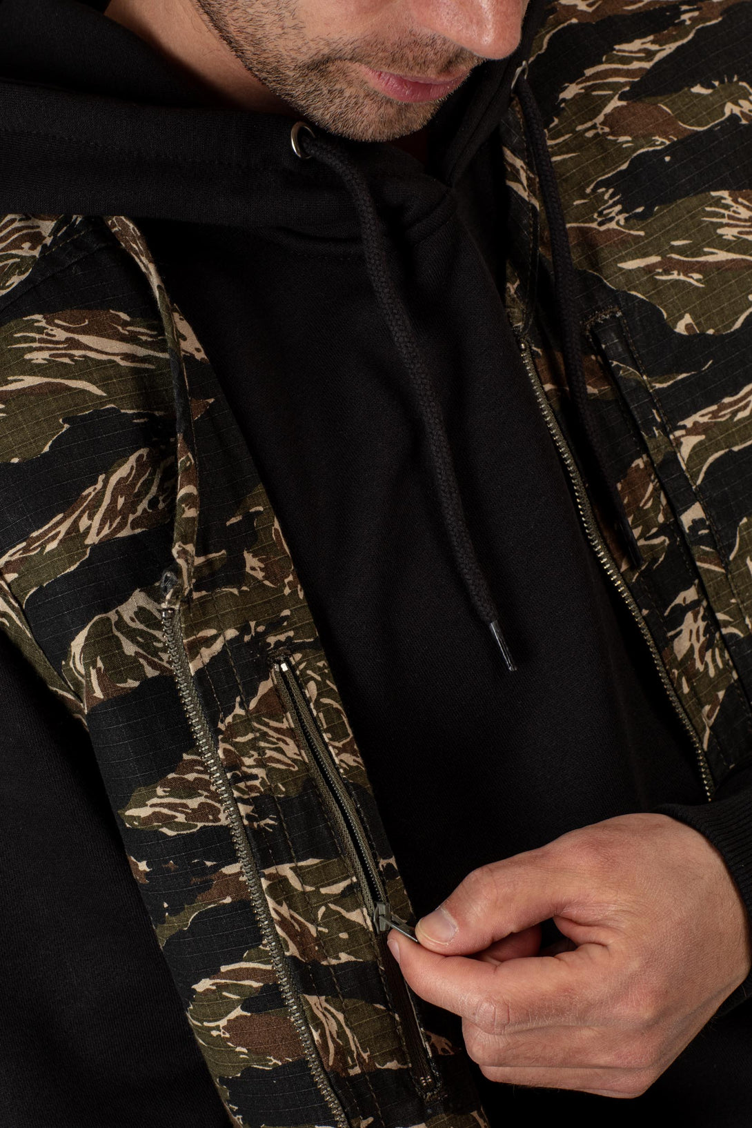 Meadow Vest - Tiger Camo Ripstop - Reell Pakistan