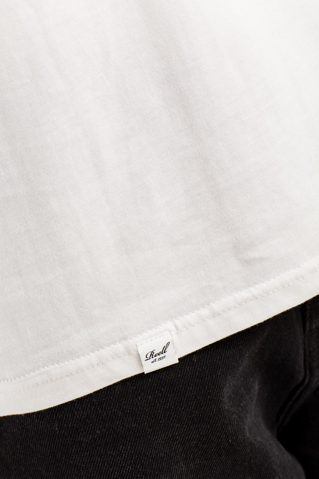 Smile Logo Long Sleeve - Snow White - Reell Pakistan