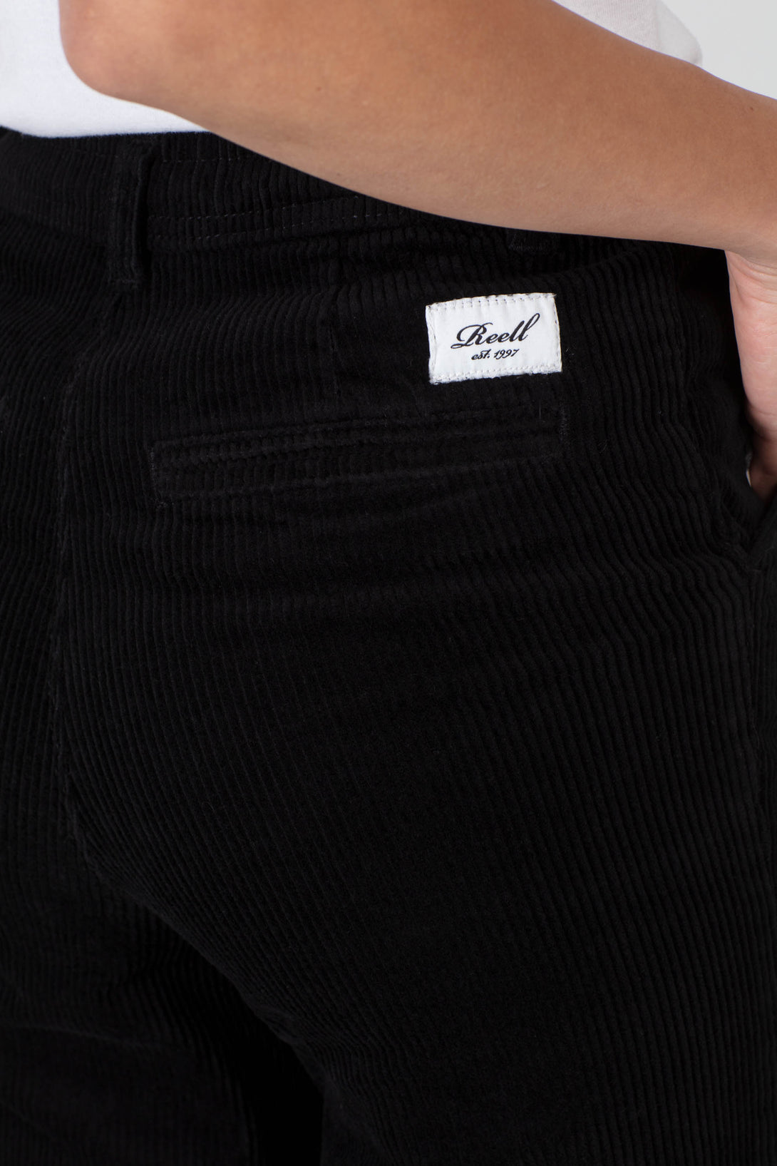 Reflex Women Loose Chino Corduroy - Black - Reell Pakistan