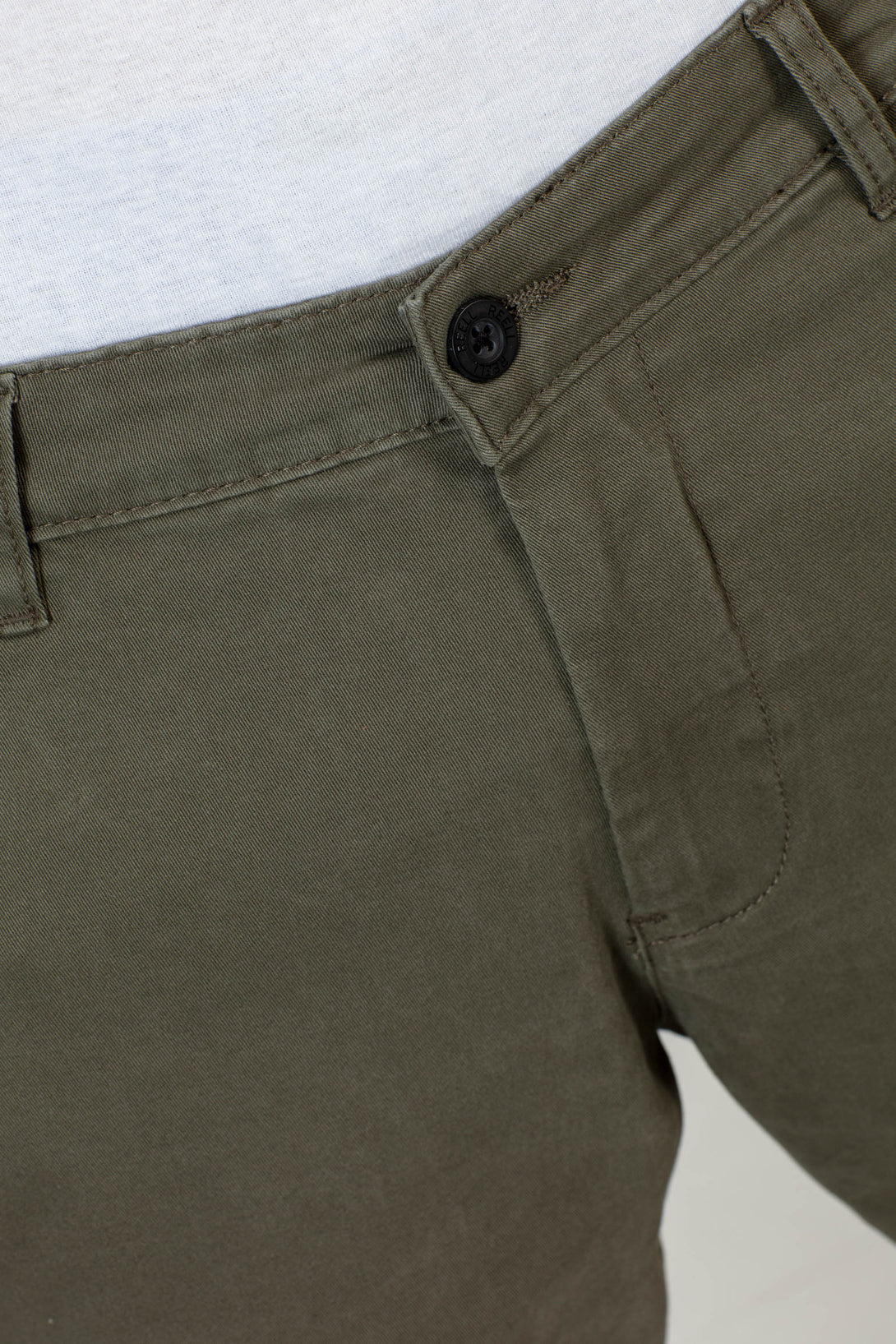 Regular Flex Chino - Olive - Reell Pakistan