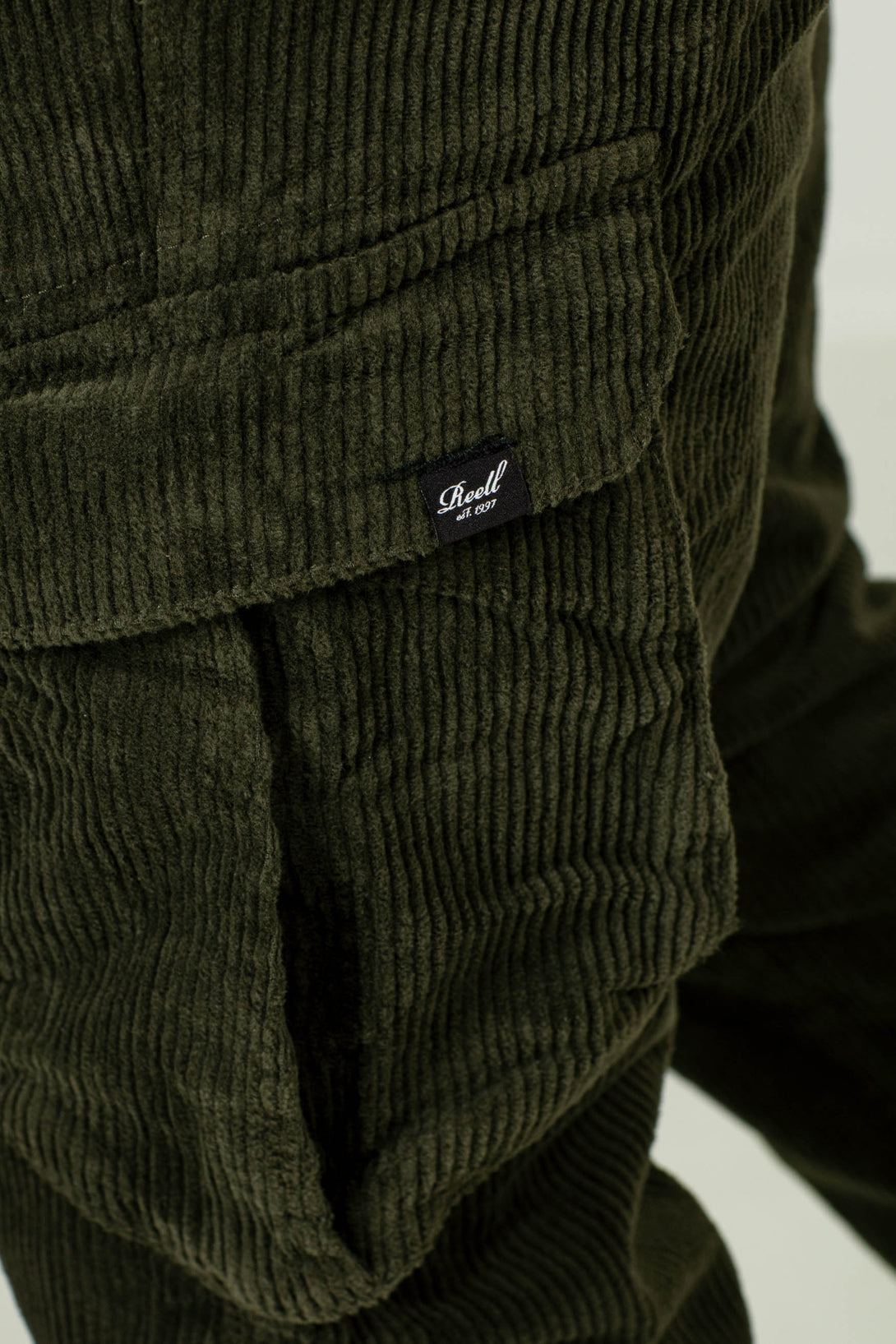 Reflex Rib Cargo Corduroy - Dark Green - Reell Pakistan