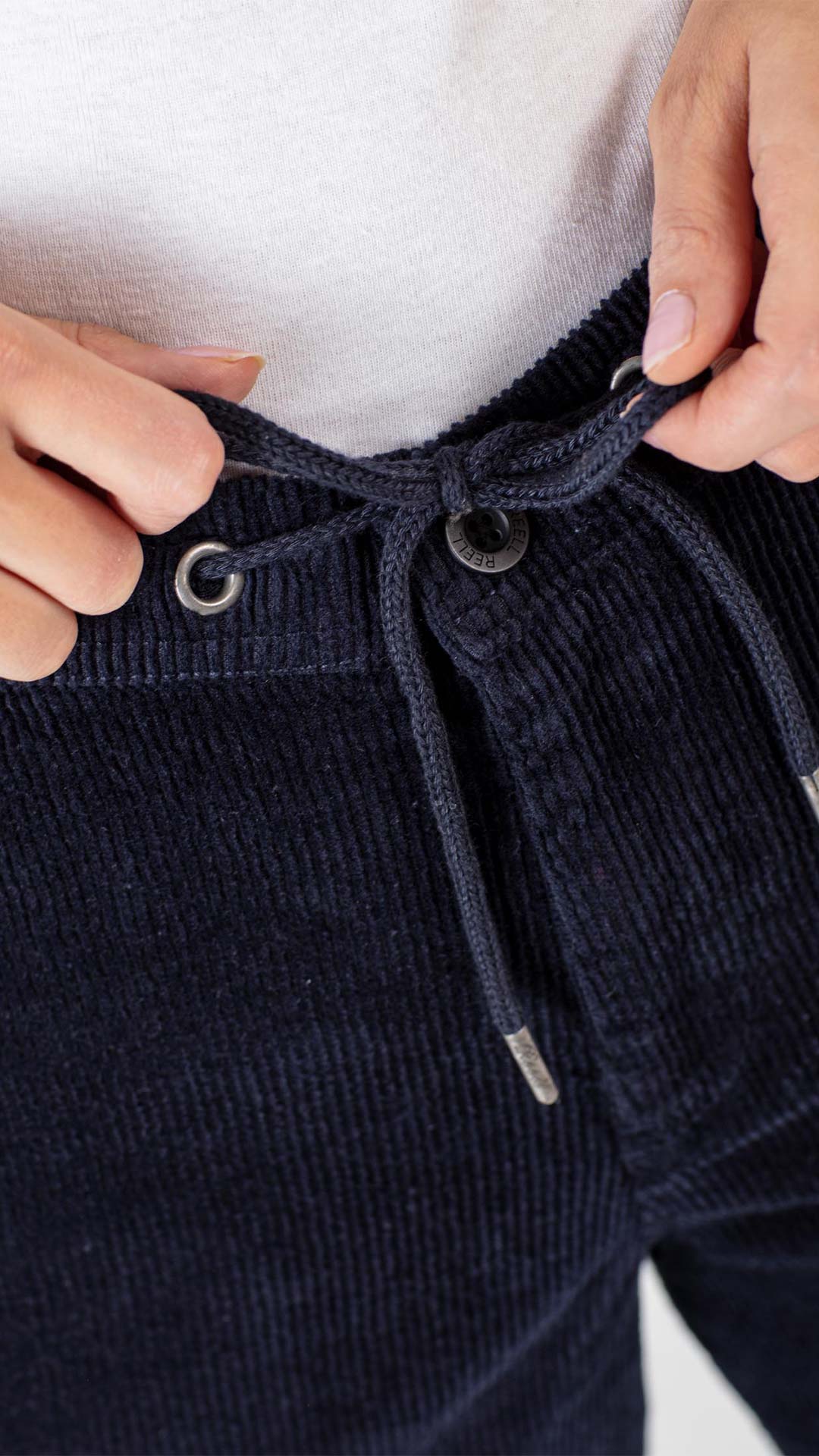 Reflex Women Loose Chino Corduroy - Navy - Reell Pakistan